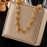 Lora necklace