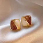 Square earrings